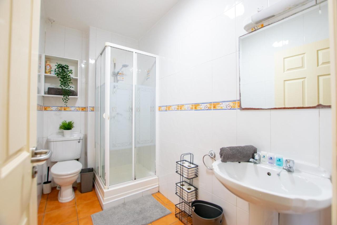 126 - Gort Na Coiribe 4 Bedroom Duplex, By Shortstays Galway Luaran gambar