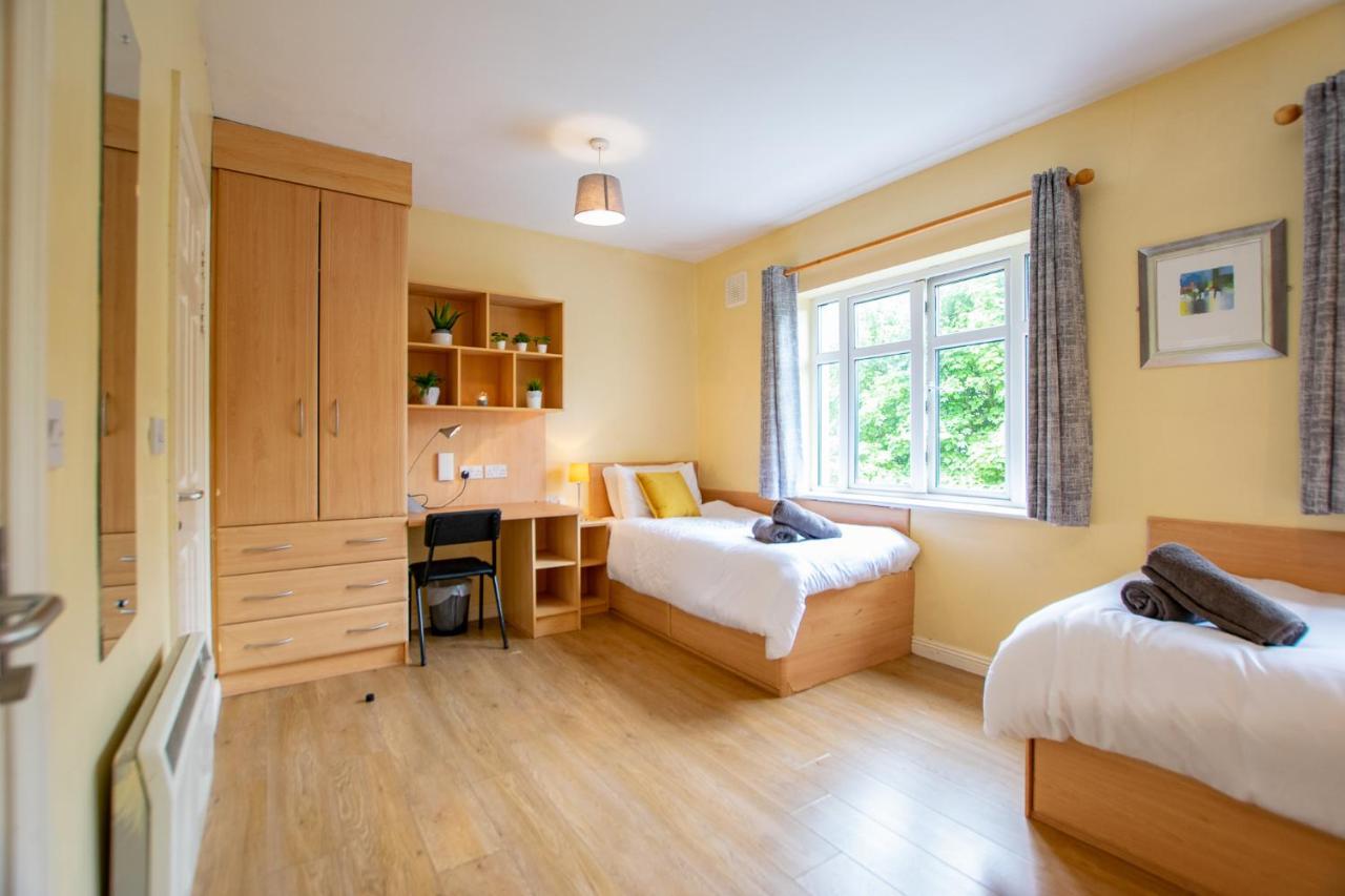 126 - Gort Na Coiribe 4 Bedroom Duplex, By Shortstays Galway Luaran gambar